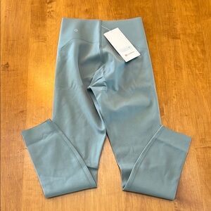 Glow Up HR Tight 25”